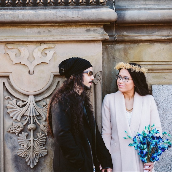 Meet your Posher, Laura - Picture 2 of 4